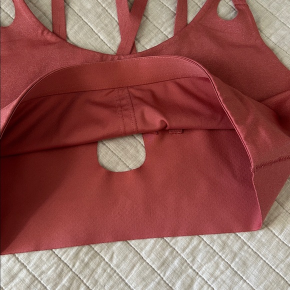 Adidas Mauve rose shimmer aeroready medium strap sport bra - Picture 3 of 9